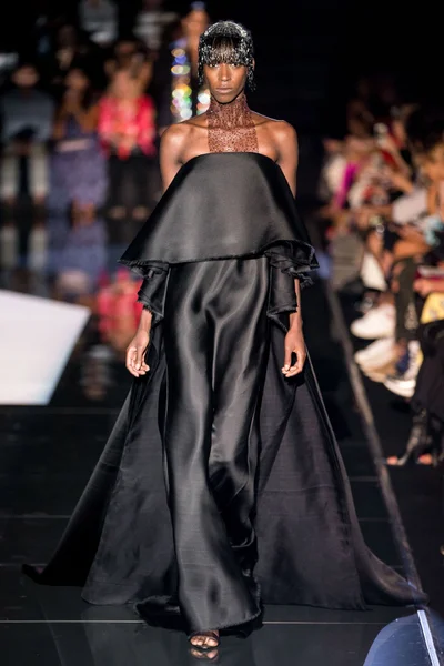 Look 13